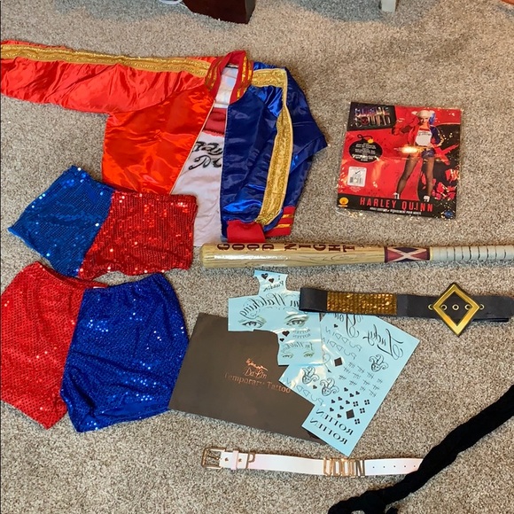 Harley Quinn Costume with Accessories - Picture 6 of 6